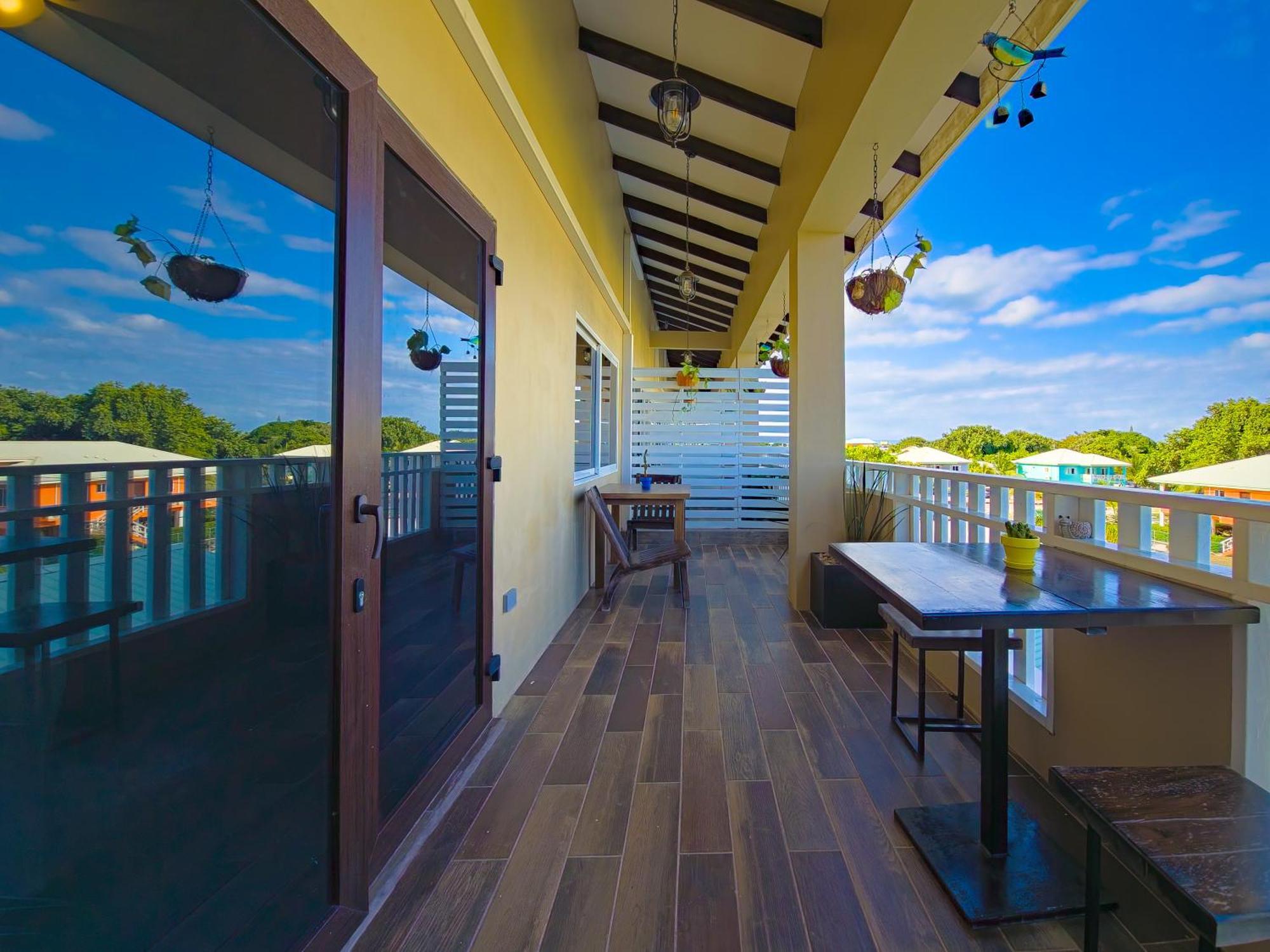 Louis' Apartments Placencia エクステリア 写真