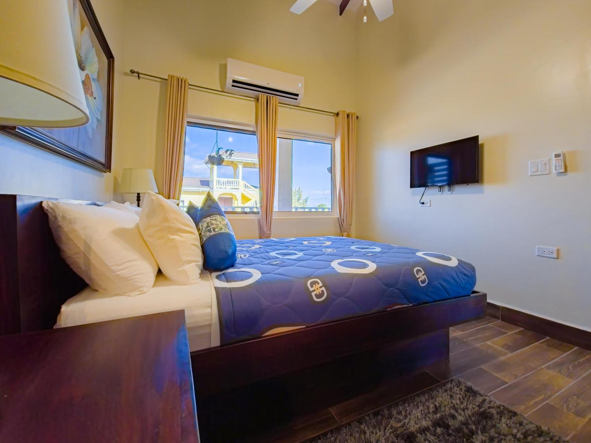 Louis' Apartments Placencia エクステリア 写真