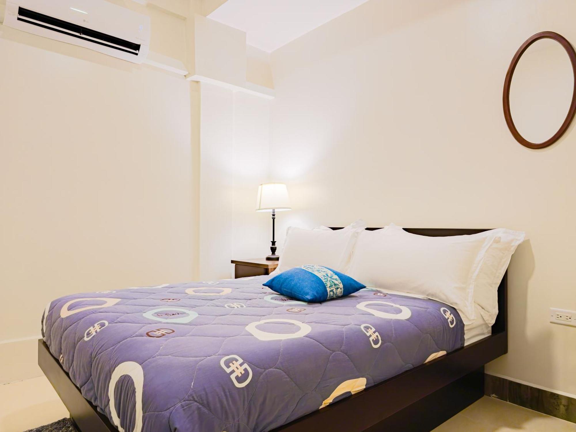 Louis' Apartments Placencia エクステリア 写真