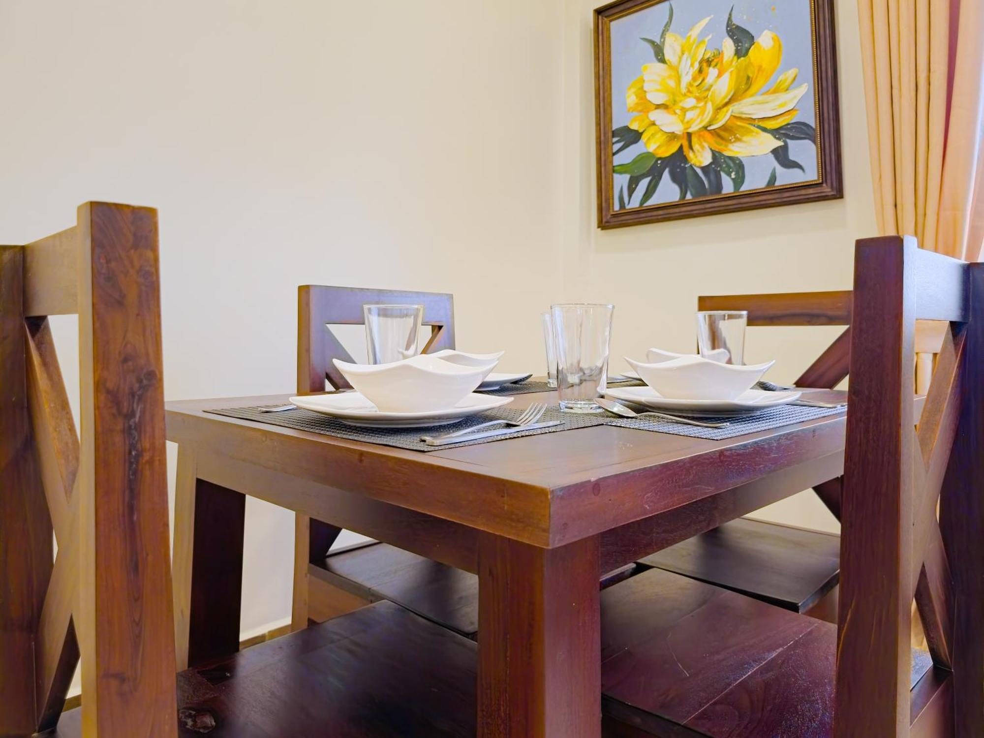 Louis' Apartments Placencia エクステリア 写真